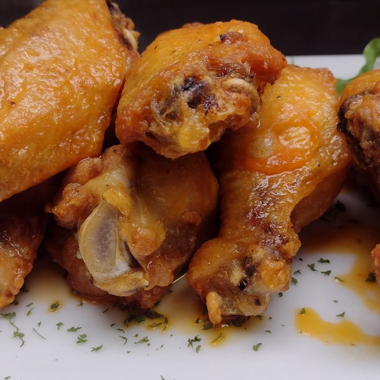 Wing It: A Finger-Lickin' Good Selection